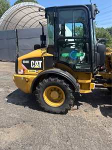 รถตักล้อยางขนาดเล็ก เครื่องยนต์ Parker อะไหล่หลัก รับประกัน 1 ปี แรงยกสูง ขาย - Product Image 1