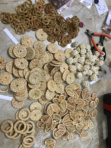 แฮนด์เมดหวายหวายฟางวางต่างหูวินเทจเรขาคณิตต่างหูประกาศ - Product Image 3