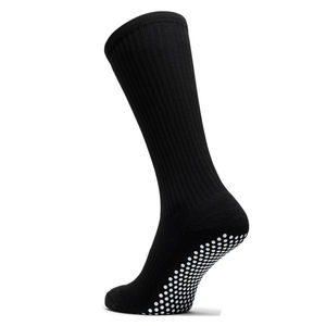 Dernier modèle Design Unisexe OEM Vêtements de sport tricotés Chaussettes Grip Rayures Nylon Antidérapant Crew Cheville Séchage rapide Personnalisé Mettez votre Design - Product Image 4