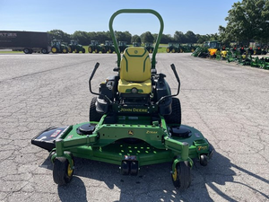 Cortadora de césped de giro cero John Deere Z970R / Z950R 2025 - 150 horas, plataforma de 72 pulgadas, gasolina, 2WD, asiento con suspensión. Tipo de tracción: 2WD - Product Image 2
