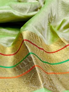 Beau sari imprimé en soie dessiné à la main avec chemisier non cousu vêtements indiens et pakistanais pour femmes - Product Image 2