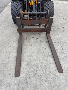 Cargador de Dirección Deslizante JCB 403 de 45 Toneladas con Componentes MOOG - Product Image 6