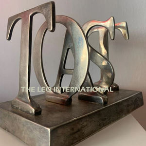 ชั้นวางขนมปังอะลูมิเนียมดีไซน์ตัวอักษร ชุบเงินขัดเงา คุณภาพดีเยี่ยม อุปกรณ์ครัว ดีไซน์โดดเด่น - Product Image 6