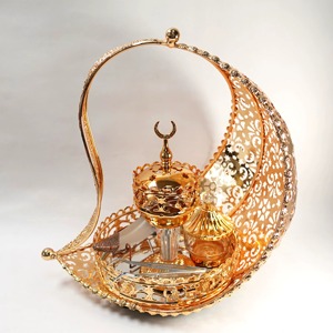 Porte-encens arabe décoration de la maison élégant sculpté en forme incroyable motif doré brûleur d'encens en métal bureau Style moyen-orient - Product Image 1