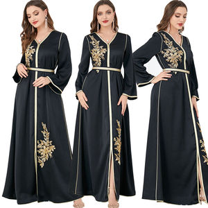 Vestido largo musulmán para mujer, cofre bordado con etiqueta privada, encaje dorado, hecho de seda, color negro, nuevo producto - Product Image 1