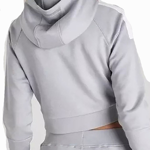 Tops cortos de mujer de alta calidad con diseño de capucha de logotipo personalizado para el invierno-¡Diseña tu propio estilo! ¡Precio razonable! - Product Image 3