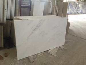 Dalles de marbre calcite blanc laiteux poli de haute qualité et à prix abordable du Vietnam pour revêtement mural, prêtes à l'exportation - Product Image 3