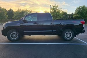 TOYOTA TUNDRA TRD ROCK WARRIOR DOUBLE CAB 4X4 D'OCCASION 2012 (CONDUITE À GAUCHE/DROITE) - Product Image 3