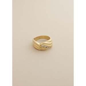 Bague vintage à trois diamants ronds - Product Image 1