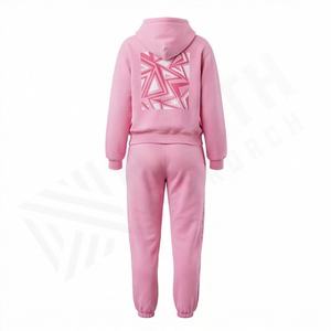 Ensemble de survêtement streetwear pour femmes professionnelles, court, 100% coton, respirant, écologique, couleurs et logos personnalisés - Product Image 2