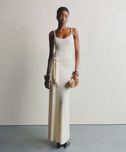 Robe de soirée à bretelles tissées, une touche moderne de la beauté classique, robe élégante pour femmes, fabriquée au Vietnam, OEM/ODM au Vietnam - Product Image 4