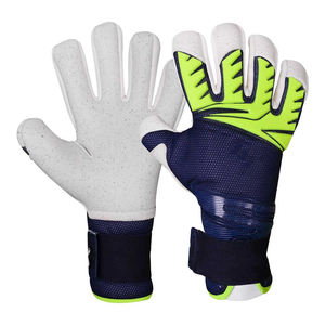 Guantes de fútbol de cuero profesional de alta calidad para porteros Dedos protectores transpirables - Product Image 1
