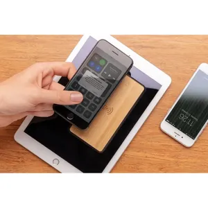 Powerbank Wireless Riciclato da 8.000mAh, Gadget Promozionali Sostenibili - Product Image 4
