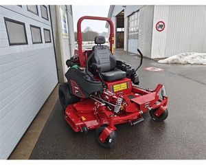 Tondeuse autoportée Ferris ZT6200IS économique avec plateau de coupe large pour ferme, parc - Product Image 1