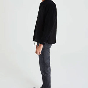 เสื้อโค้ชปักโลโก้ตามสั่งสำหรับผู้ใหญ่ผู้ชาย คุณภาพสูง ผลิตจากไนลอนและโพลีเอสเตอร์น้ำหนักเบา - Product Image 2