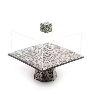 Couvercle acrylique sans danger pour les aliments forme carrée nacre décor Offre Spéciale vaisselle de qualité supérieure supports de gâteau au prix de gros arrivée chaude - Product Image 1