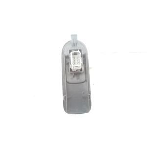 แผงปุ่มด้านหน้าขวาเรโนลต์ ซีนิค ซีรีส์ 156013740(03>09) - Product Image 4