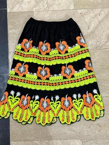 Vestido Largo de Pana Bordado para Mujer Polynashian, Falda Maxi Ajustable 100% Algodón de Secado Rápido Antibacteriano Hawaiano Kosrae - Product Image 4