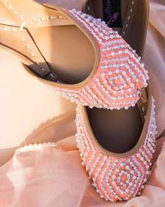 Handmade Custom Fabrics Khussa for Women 2024 New Style Fashionable Women <b>Summer</b> <b>Ladies</b> Khusa at Low Price Wholesale for Sale - Product Image 2