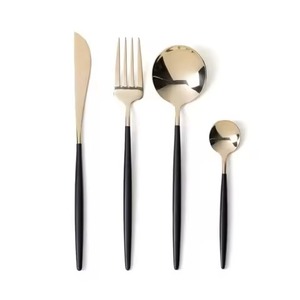 Ensemble de couverts de luxe en acier miroir avec poignée en bambou, portabilité, couverts de mariage, cuillères et fourchettes en métal, vente chaude - Product Image 5