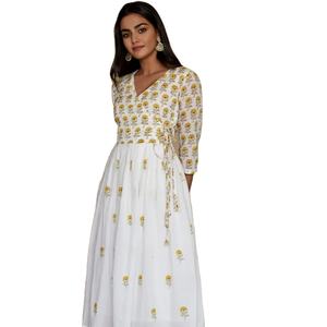 Mini robe en soie jaune Angrakha Kurta et Palazzos de haute qualité du fabricant Stylish Kurti and Pants - Product Image 1