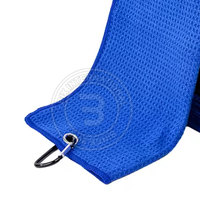 Serviette de golf gaufrée pour une gestion avancée de l'humidité, pour garder les mains sèches et les grips adhérents pendant les tours