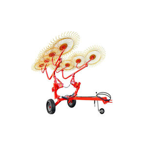 Rastrillo de heno bastante usado disponible en stock con construcción duradera para granjas - Product Image 3