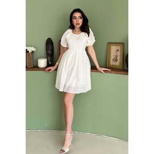 Robe en dentelle blanche - Blanc - Product Image 1