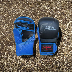 Gants de MMA en cuir PU bleu et noir en gros - Mitaines de combat personnalisées pour l'entraînement et la compétition - OEM ODM disponibles - Product Image 1