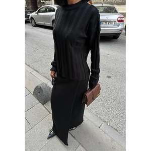 Ensemble Darcy 9969 : Blouse et Jupe Respirants en Maille pour l'Automne – Tissu Tricoté Confortable - Product Image 3