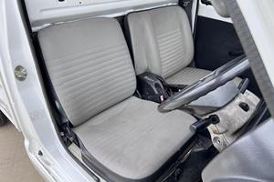 Camioneta Suzuki Carry 4x4 de 1991, con volante a la izquierda/derecha, a precio accesible - Product Image 2