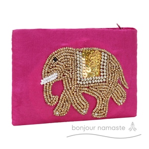 Portamonete con perline di elefante lavorato a mano rosa | Ricamo artigianale, accessorio donna sostenibile - Product Image 1
