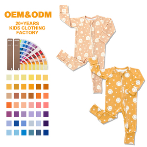 Pelele <span class=keywords><strong>de</strong></span> bambú orgánico con cremallera para bebé, pelele acanalado para recién nacido, pelele personalizado con cremallera bidireccional, ropa <span class=keywords><strong>de</strong></span> bebé <span class=keywords><strong>de</strong></span> punto ecológica - Product Image 1