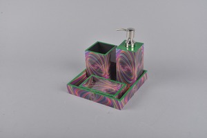 ชุดเครื่องจ่ายสบู่และโลชั่น3ชิ้นทำจากเรซินคริสตัลสุดหรู - Product Image 2