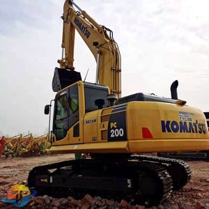 Excavadora de Orugas Usada Komatsu PC200-8, 20 Toneladas de Peso Operativo, Motor Japonés Original, Caja de Cambios, Bomba de Engranajes, Componentes Principales - Product Image 4