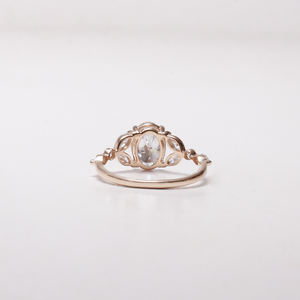 Anillo de compromiso de diamante de corte ovalado cultivado en laboratorio, anillo de regalo de lujo de moda de oro sólido de 10K para mujer, certificado IGI - Product Image 4