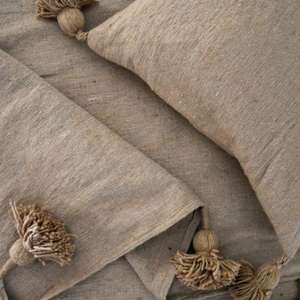 Couverture marocaine faite à la main, authentique artisanat berbère, couverture douce tissée à motifs tribaux, décoration d'intérieur, cadeau - Product Image 1