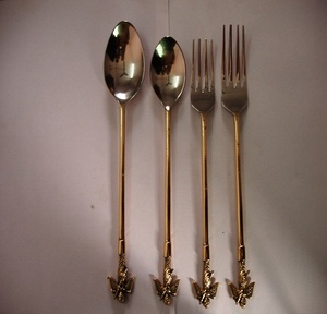 Fabriqué en laiton pur et de qualité alimentaire, ces couverts dorés brillants font une impression surprenante dans un restaurant ou un bar à domicile. - Product Image 6
