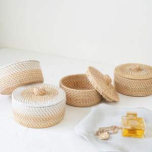 Nouveau design de boîte d'emballage cadeau avec couvercle décoration de la maison récipients de stockage de cuisine boîtes à couvercle en rotin rond tissé à la main - Product Image 5