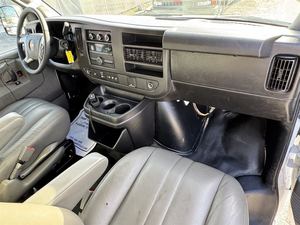 CHEVROLET EXPRESS CARGO 2500 RWD 2021 LISTO PARA ENVIAR - Product Image 2