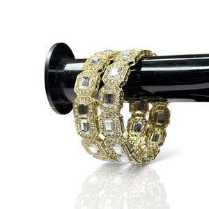 Ensemble de bracelets dorés faits à la main de luxe, design géométrique, imitation perle tendance, mariage, fête, qualité supérieure, prix de gros - Product Image 3