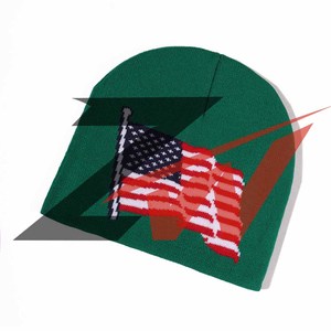 Gorros de punto personalizados al por mayor, transpirables, cálidos, de color sólido, con bordado a mano de la bandera estadounidense, disponibles en todos los colores y diseños. - Product Image 2