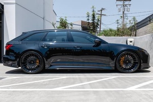PRÊT À ÊTRE EXPÉDIÉ 2023 AU-DI RS6 AVANT TWIN-TURBO V8 AWD - Product Image 2