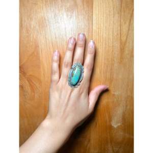 Hecho a Mano por los Navajo # Anillo de Plata de Ley y Turquesa, Joyería Coleccionable Cultural, Talla 8.5 - Product Image 5