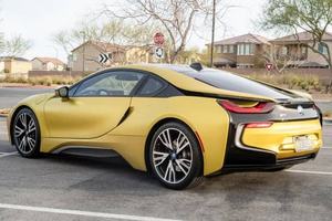 AUTO ELÉCTRICO IMPECABLE, BMW I8 COUPÉ 2017, INSPECCIONADO, HÍBRIDO ENCHUFABLE DE 357 HP, LISTO PARA ENVIAR - Product Image 2