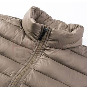 Chaqueta acolchada de invierno de alta calidad, cuello levantado de poliéster 100%, letras bordadas personalizadas, tela de burbujas de lona, prendas de vestir para hombres, chaquetas - Product Image 3