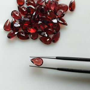 Granate Rojo Natural de 8x5 mm, Corte Pera, Piedra Preciosa Suelta de la Mejor Calidad para la Fabricación de Joyas - Product Image 2
