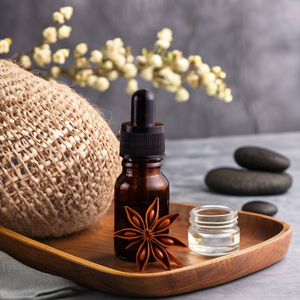 Qualité cosmétique d'huile essentielle de camphre 100% naturelle disponible à l'emballage en vrac 25kgs et 180kgs - Product Image 2