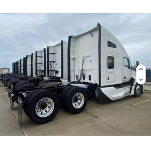 Camion semi-remorque K-e-n-w-o-rthS T680 d'occasion 2022, toit surélevé 76 pouces, cabine couchette, Cummins 450HP, boîte Endurant 12 vitesses, faible kilométrage, en promotion - Product Image 2
