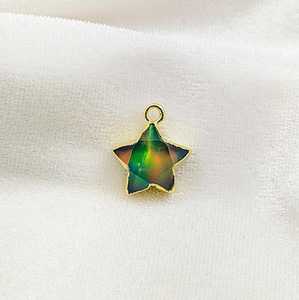 Pendentif de méditation étoiles d'opale australienne pendentif de pierre précieuse de qualité fantastique pendentif de point de breloques en opale de feu naturelle étoile pendentif unique - Product Image 2